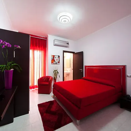 Glamour 3*