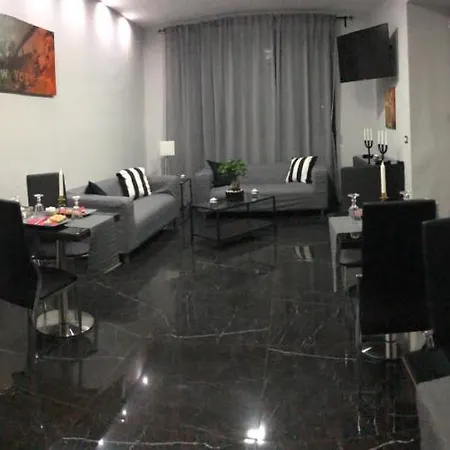 Hotel Glamour 3*