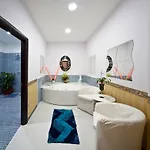 Glamour فندق