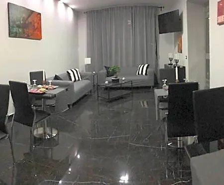 Glamour Hotel 3*