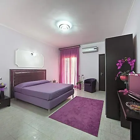 Glamour Hotel
